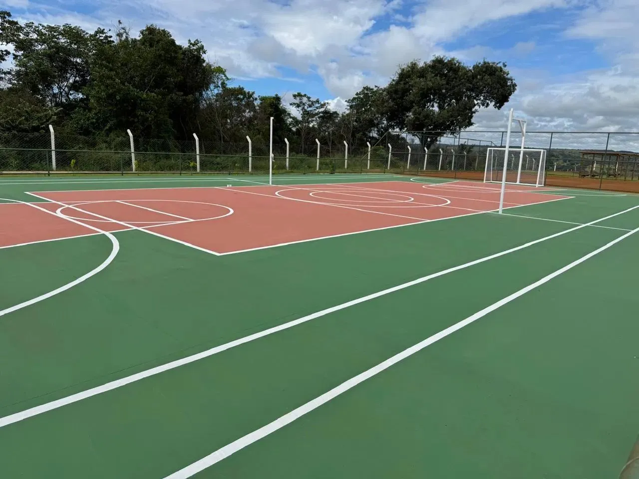 : Chácaras de lazer no Corumba, 1000 metros2. }