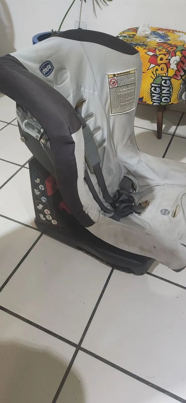 Cadeirinha de carro Chicco para criança