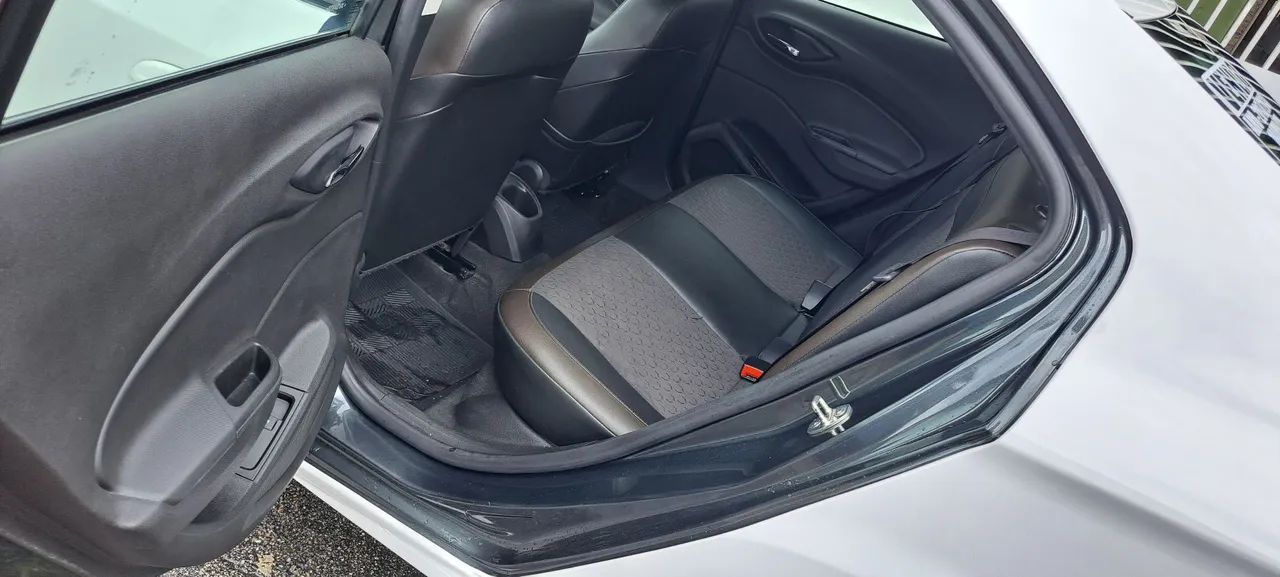 Chevrolet Prisma Sed. LTZ 1.4 8V Flexpower 4P Aut. 2018 - Foto 4