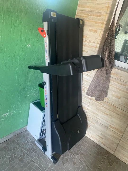 Esteira elétrica Dream Fitness Residencial DR 1600 