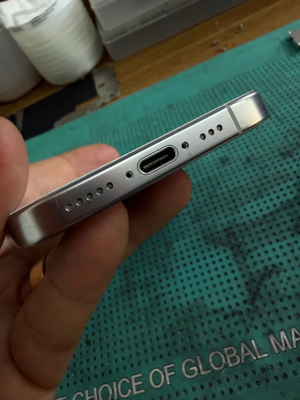 Carcaça do iPhone 16 Pró completa. - Foto 4