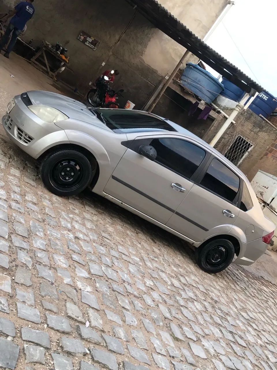 vende-se carro ou faz jogo em moto  - Foto 2