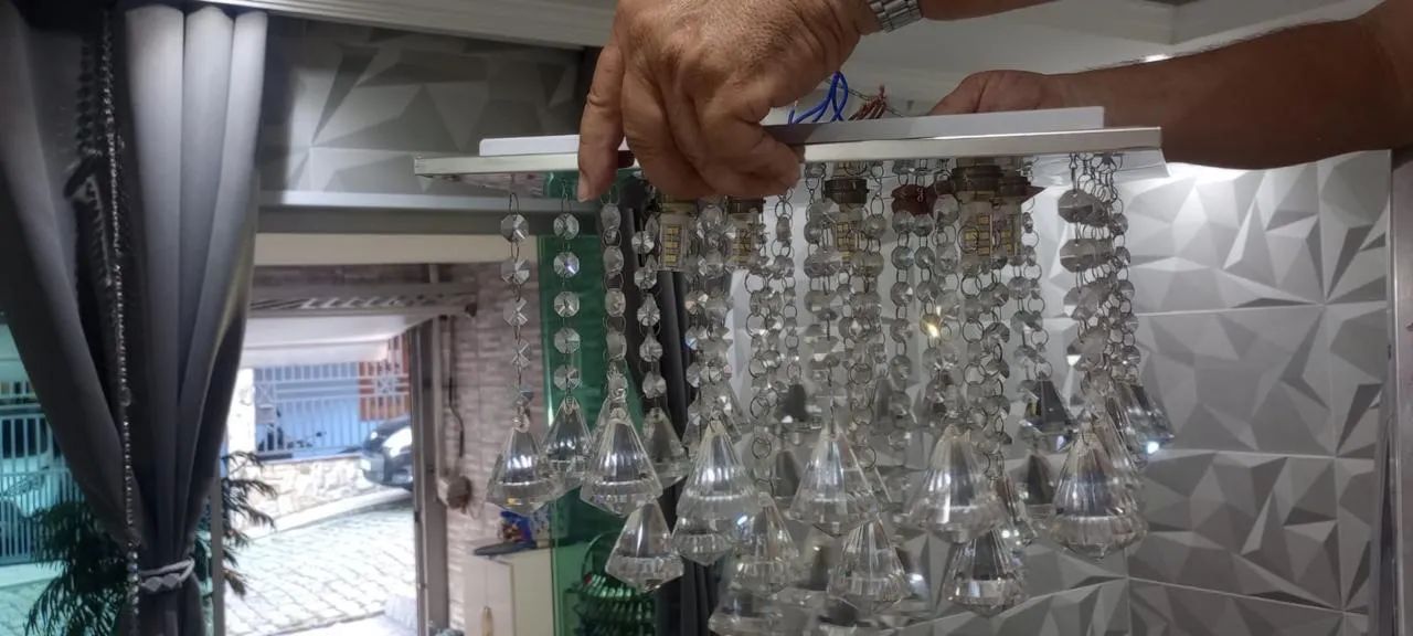 Lustre de sala em ótimo estado  - Foto 4