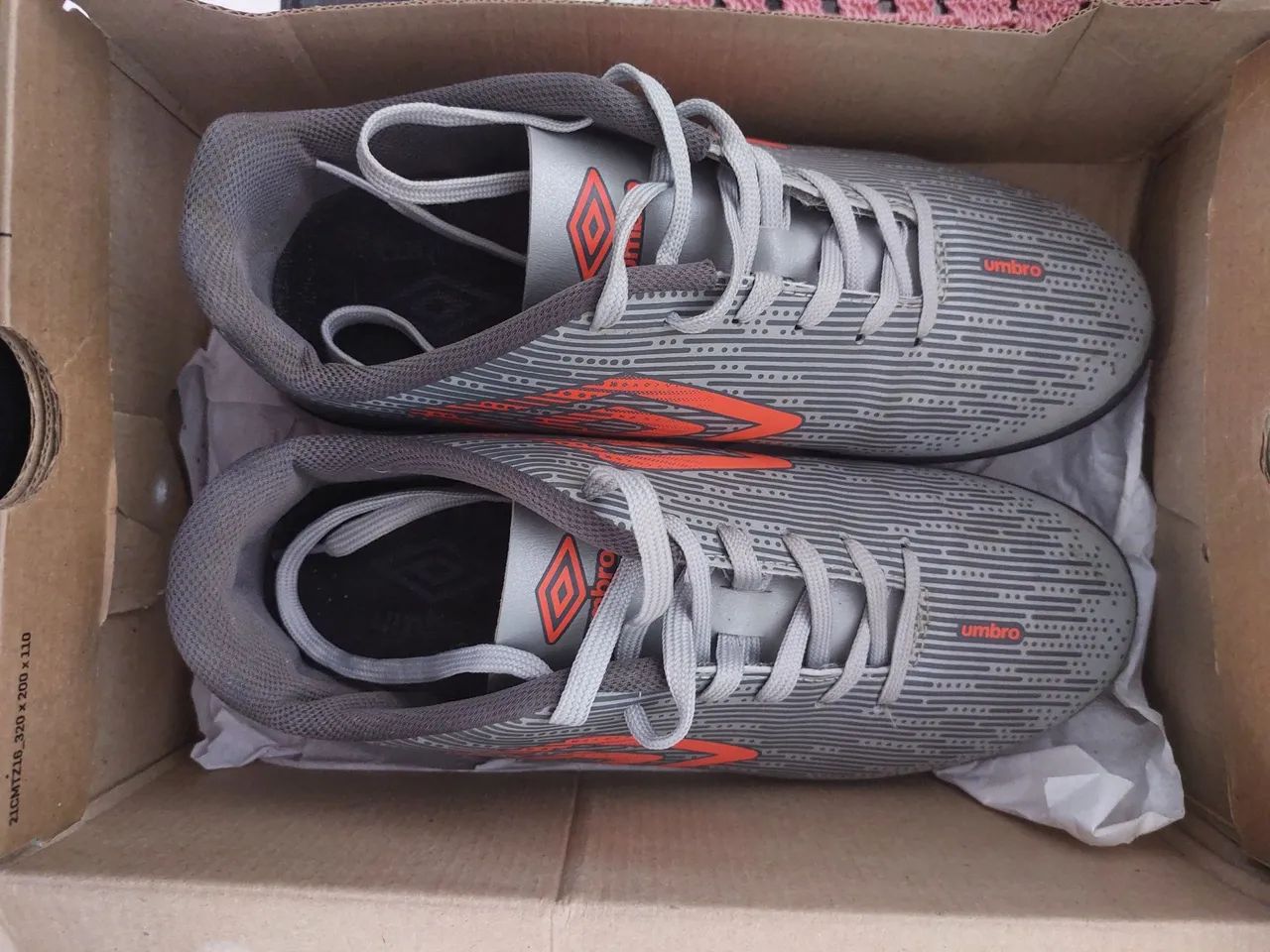 Chuteira64299428765314120