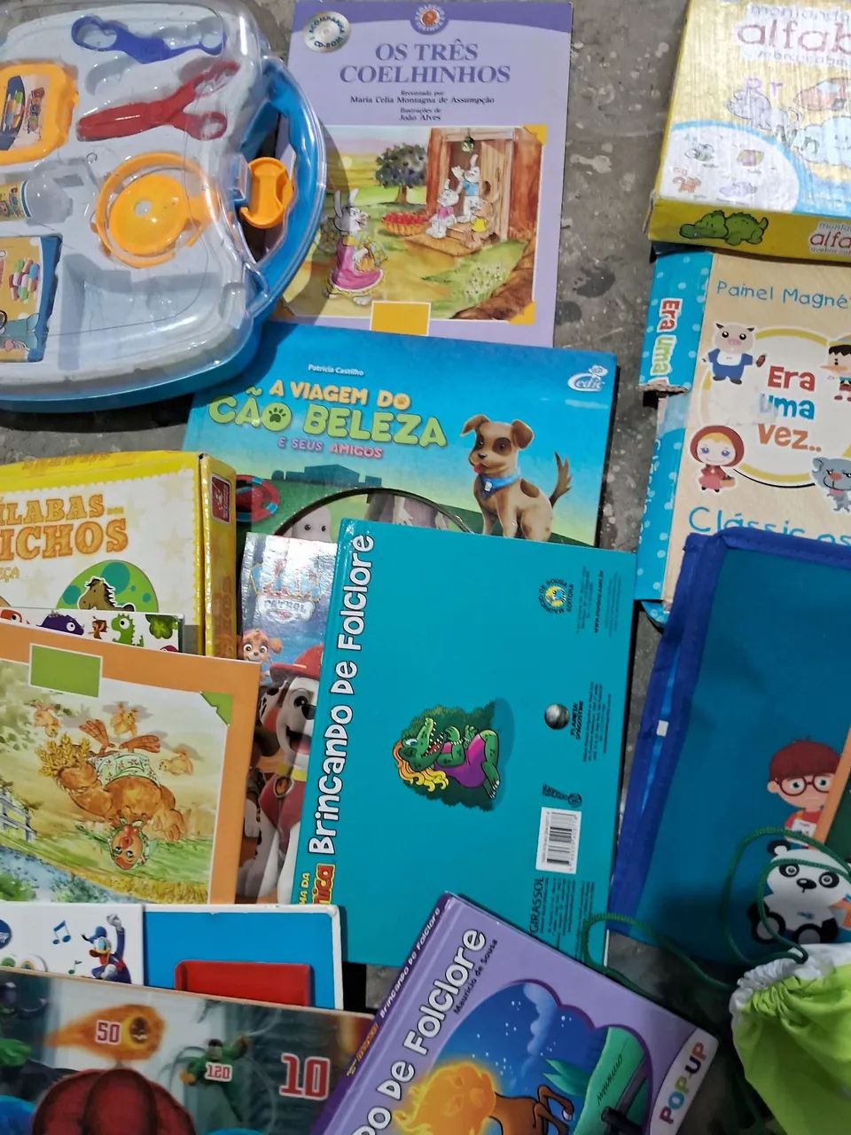 Kit com que contém carrinho de Brincar com Formas para encaixar - Foto 2