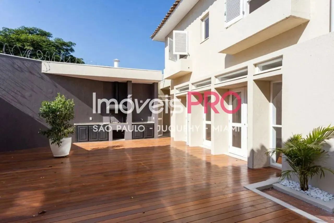 Casa em Condominio 04 suítes 465mts a venda no Morumbi