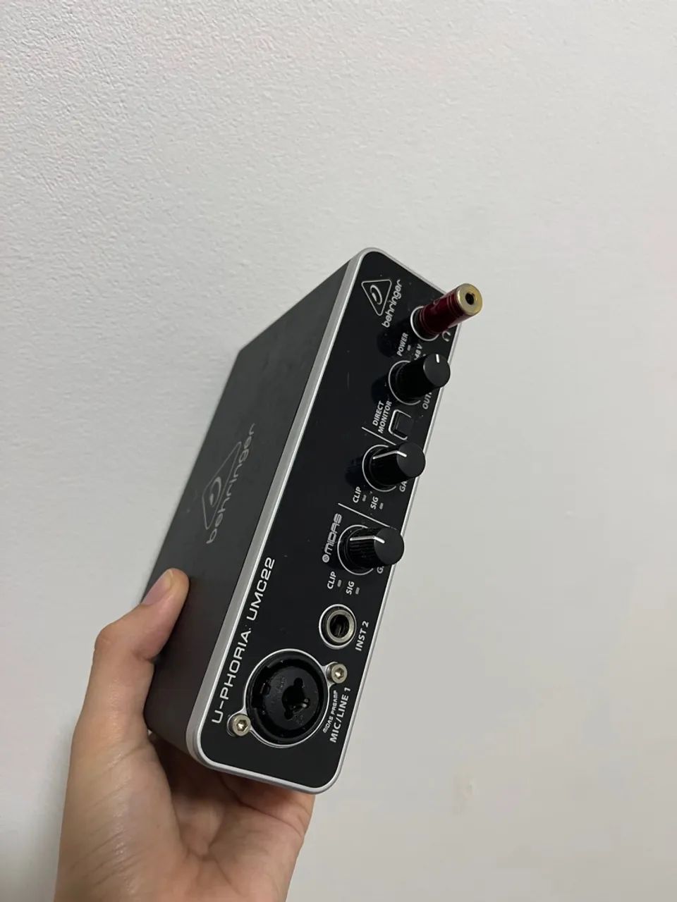 Interface de Áudio Behringer U-Phoria UMC22 - Foto 2