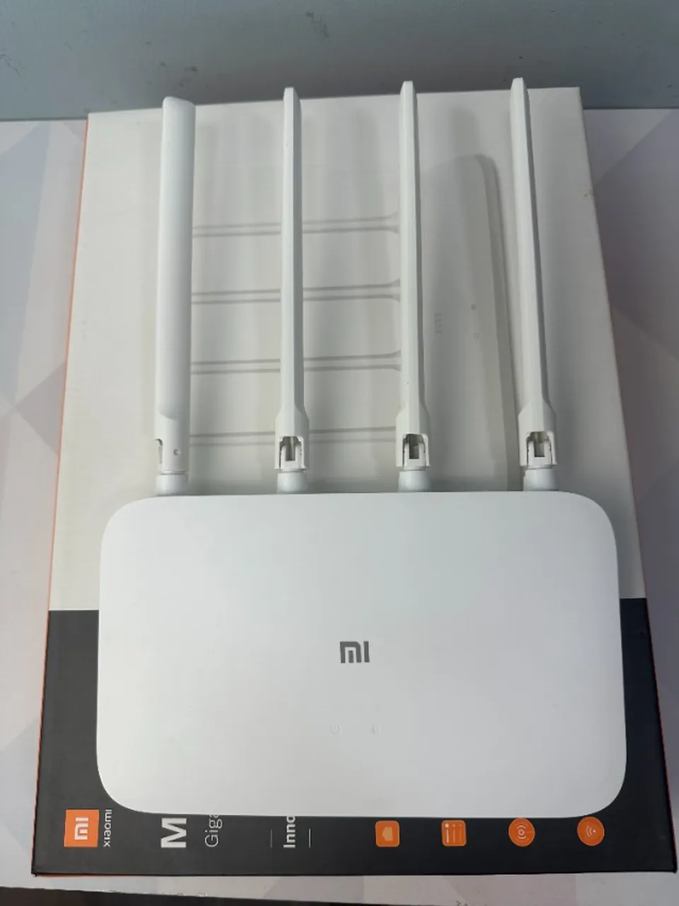 Roteador Wi-fi Xiaomi Mi Router 4A 1200Mbps - Modelo R4AC