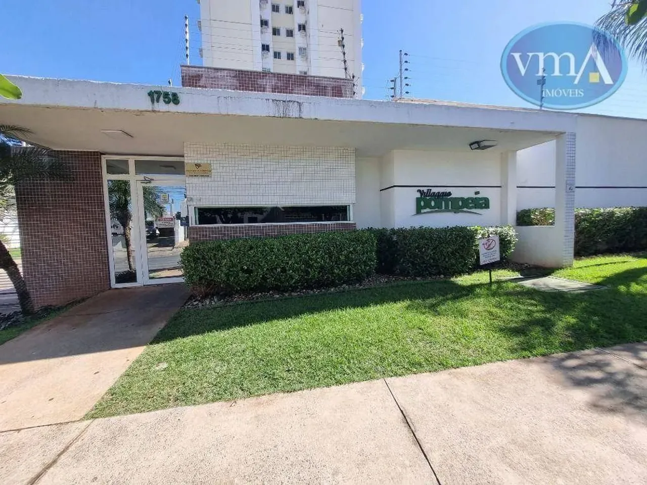 Alugo apartamento com 3 dormitórios sendo 01 suite e 01 closet para alugar, 70 m² por R$ 3