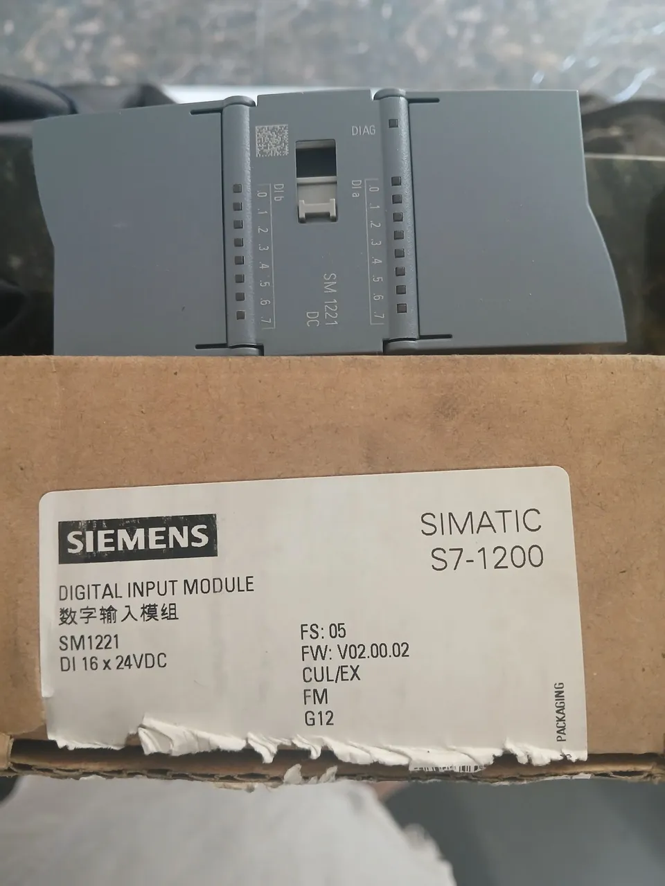 Módulo de Entrada Digital Siemens SM1221 - 16x24VDC
