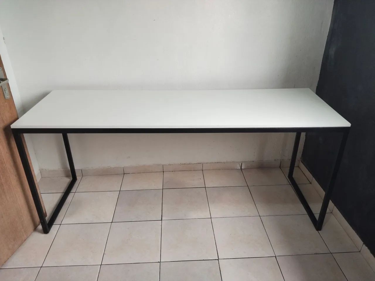 Mesa 180x60 para setup.64717307628801120