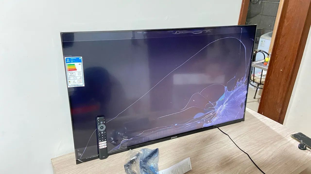Smart TV 32 a 60  p/ Peças - Philips LG Aiwa Philco TELA QUEBRADA - Foto 5
