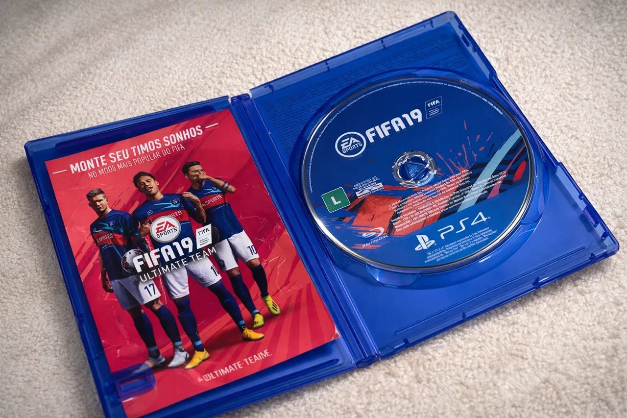 FIFA 19 PS4 PREÇO BOM- ACEITO PROPOSTAS 