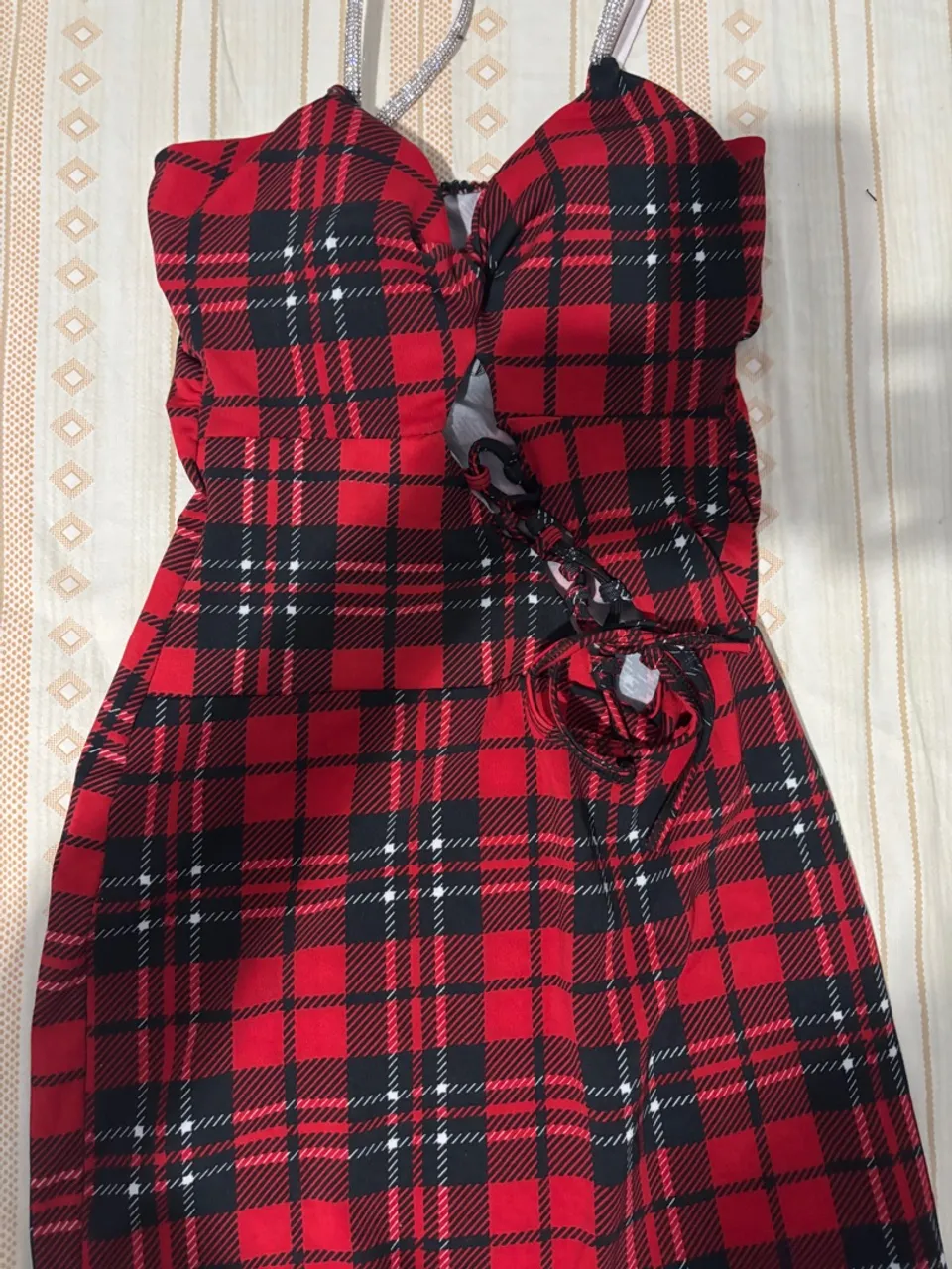 Vestido Xadrez Vermelho tamanho único, mas estica bastante a malha