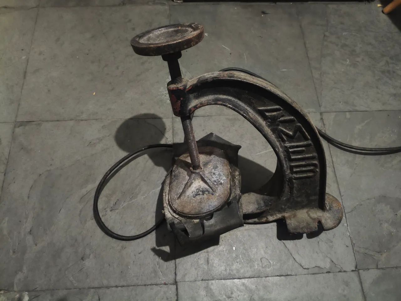 Máquina vulcanizadora