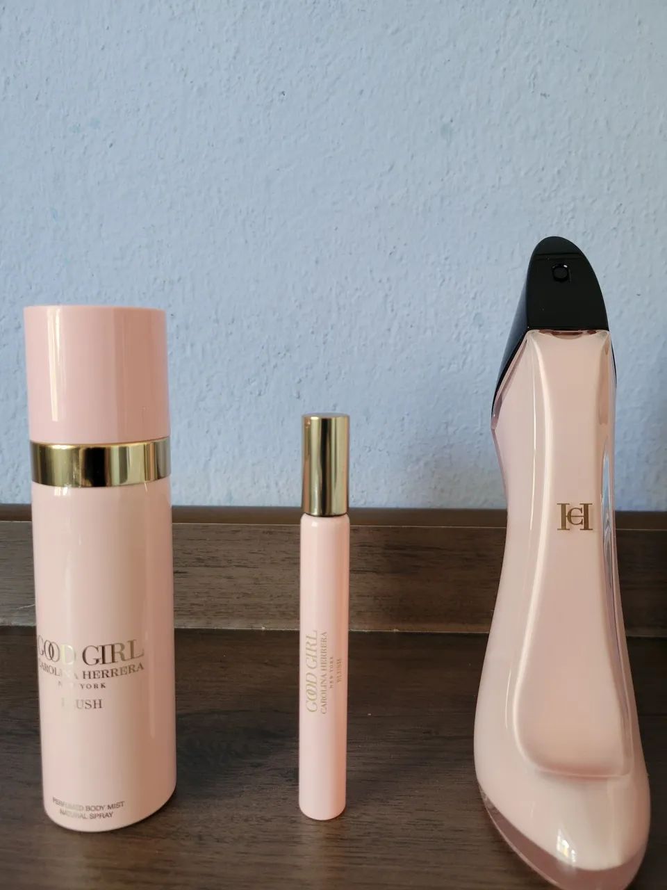 Kit Carolina Herrera Blush Set - Top Fragrance Collection  - Foto 3