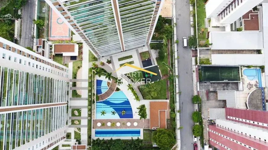 Apartamentos com 3 Quartos e 4 banheiros à Venda em Guararapes - Foto 4