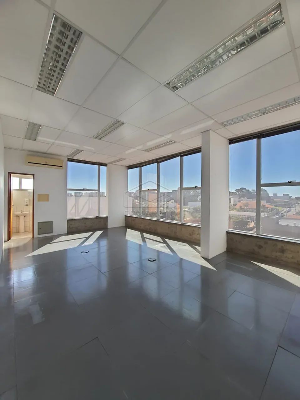 EDIFICIO COMERCIAL DINAMICA - EXCELENTE SALA COM 36,97M² EM LOCALIZAÇÃO PRIVILEGIADA - Foto 2