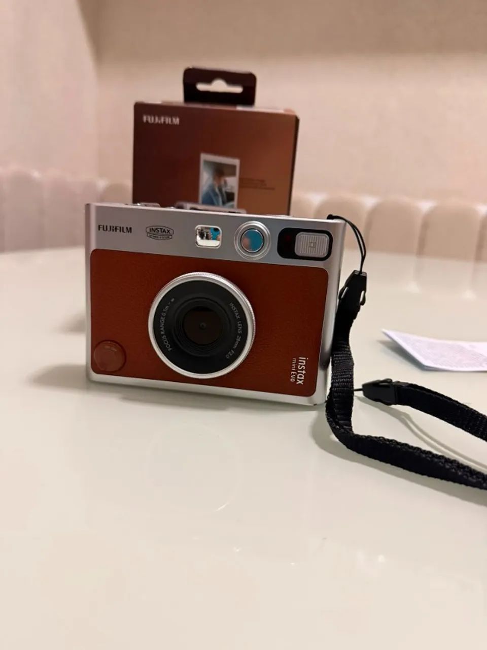 Câmera Instax Mini Evo Coffee Brown - Foto 3