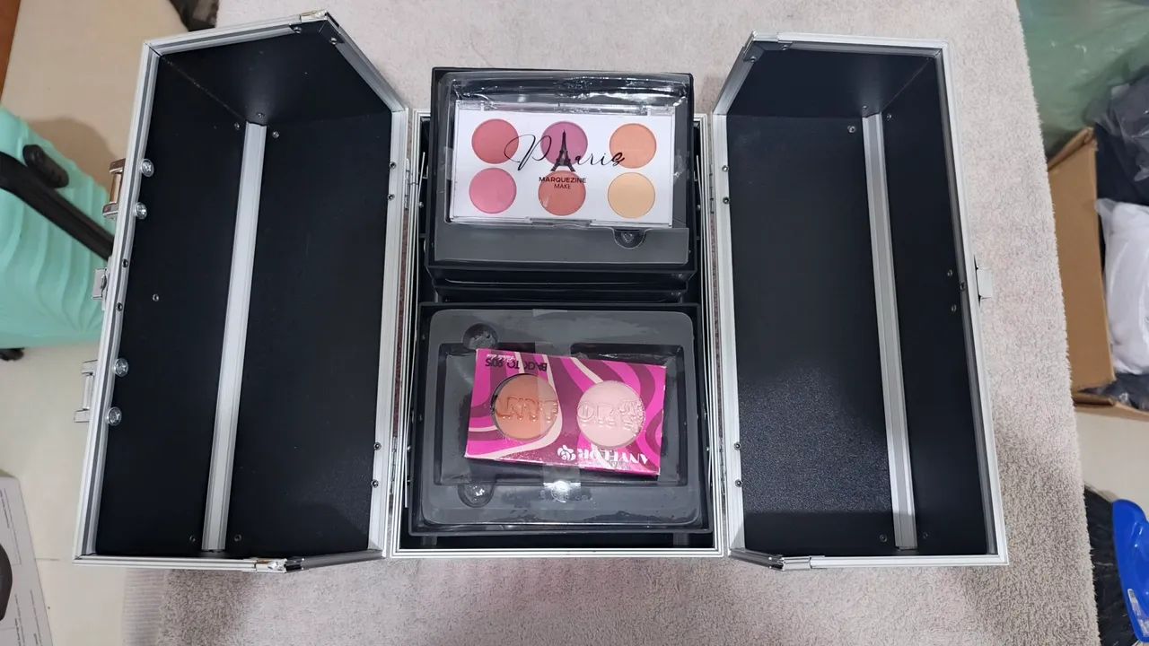 Maleta de Maquiagem Profissional - Foto 3