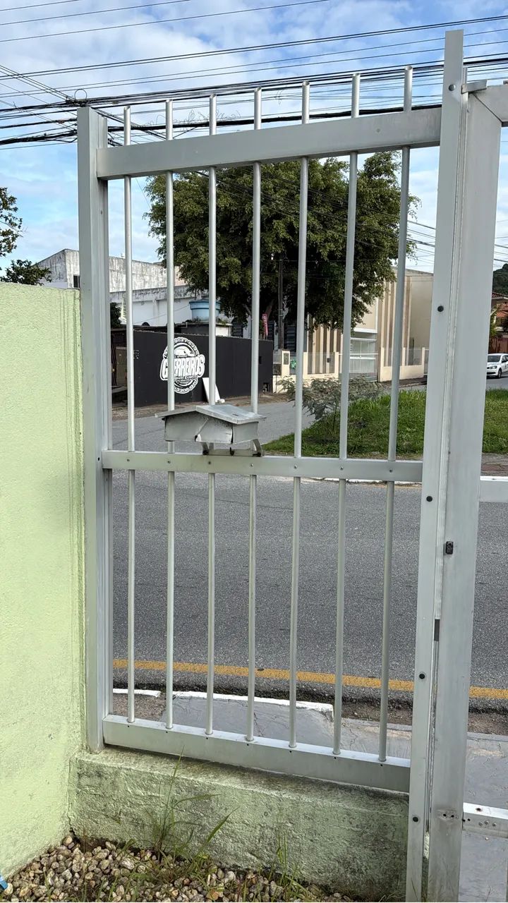 Vendo grades e portão alumínio  - Foto 4