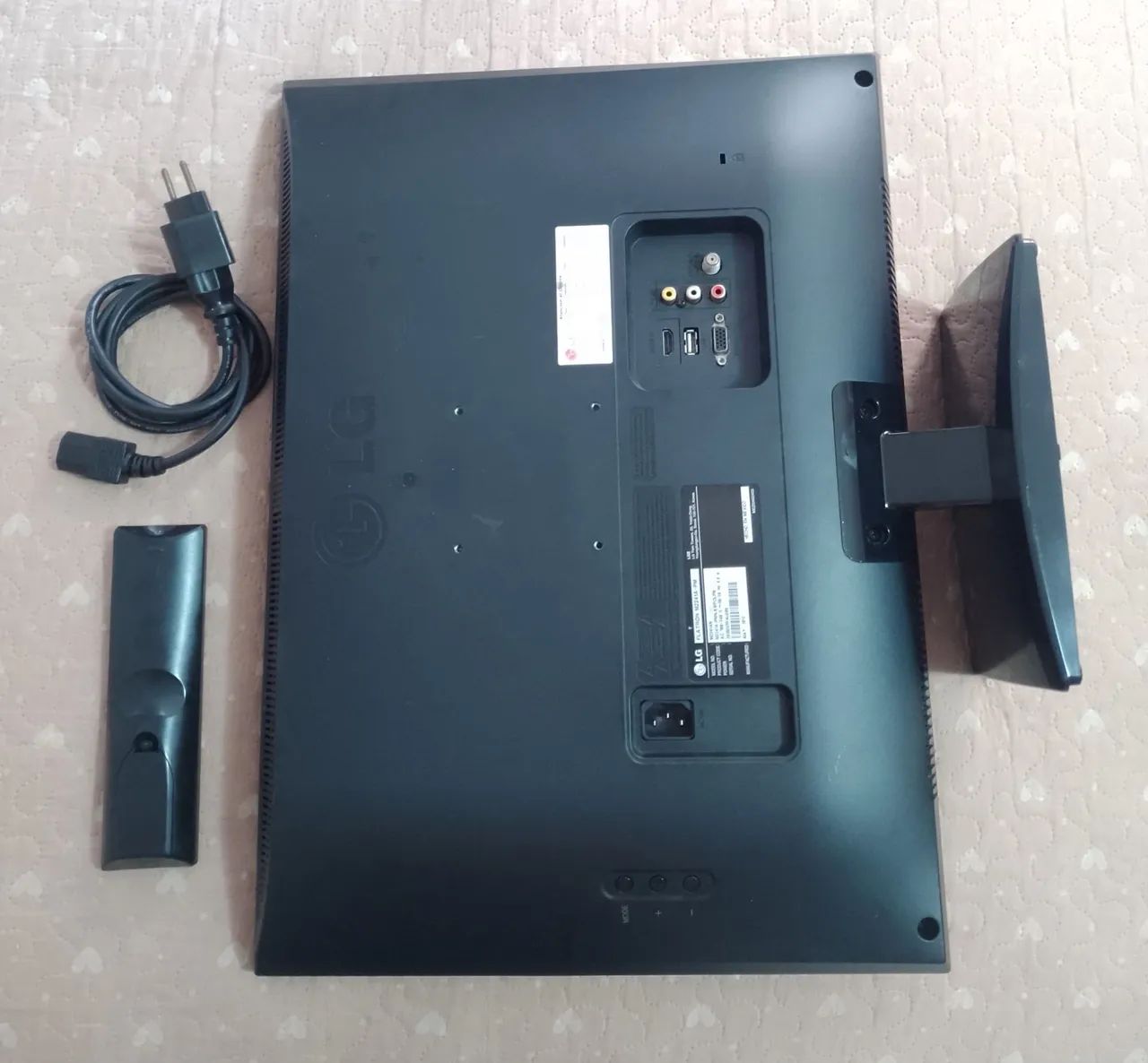 TV / MONITOR LG 22 POLEGADAS COM CONTROLE REMOTO ( PARA VENDER LOGO ) - Foto 4