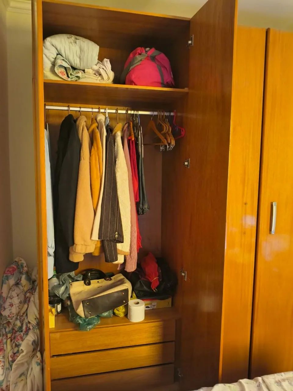 Guarda roupa Madeira Maciça  - Foto 3