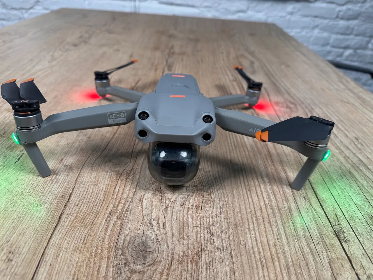 Drone DJI Air 2S (Combo Fly More) + controle com tela