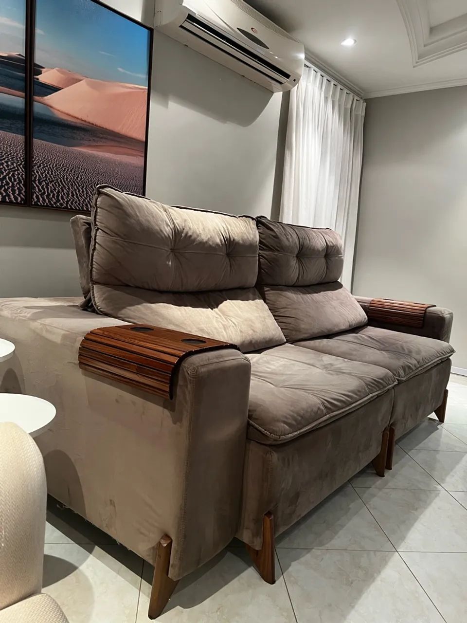 Sofá Cama Pouco Usado em Estado de Novo
