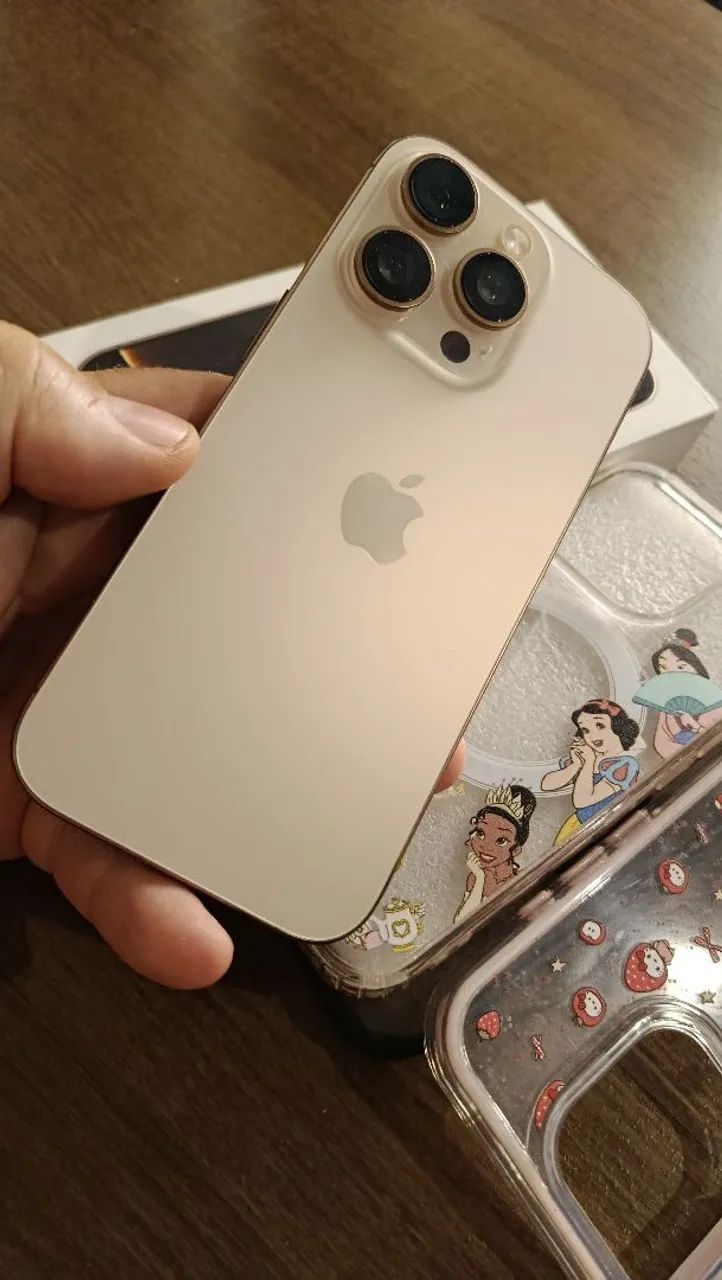 iPhone 16pro Titanium desert 