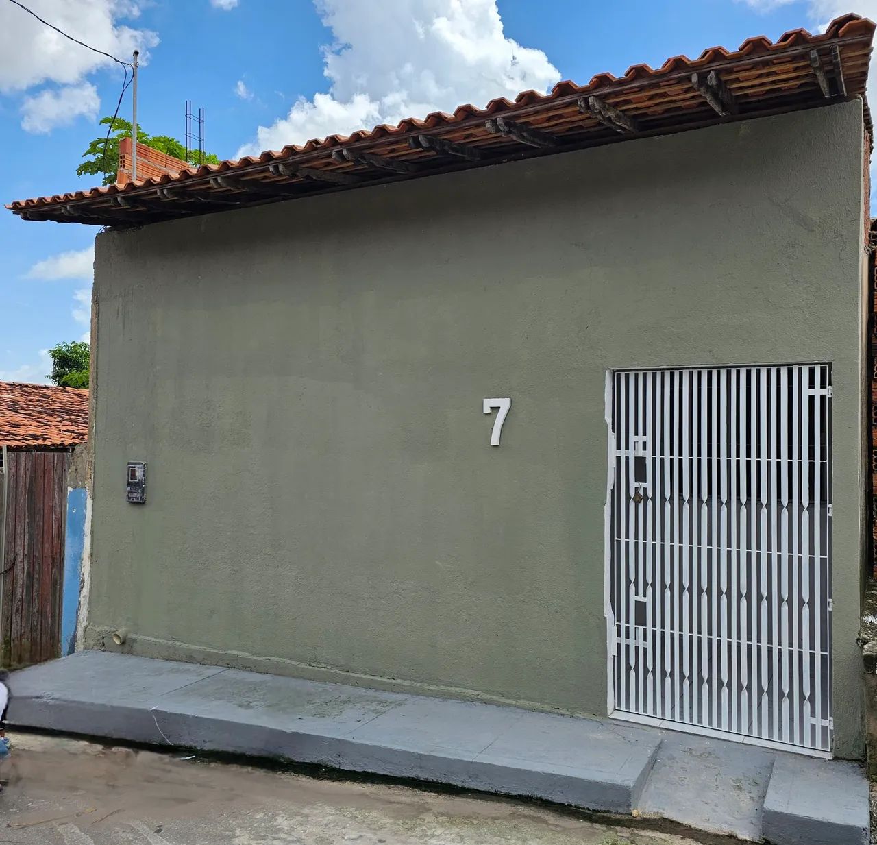 CASA NA VILA LUIZÃO