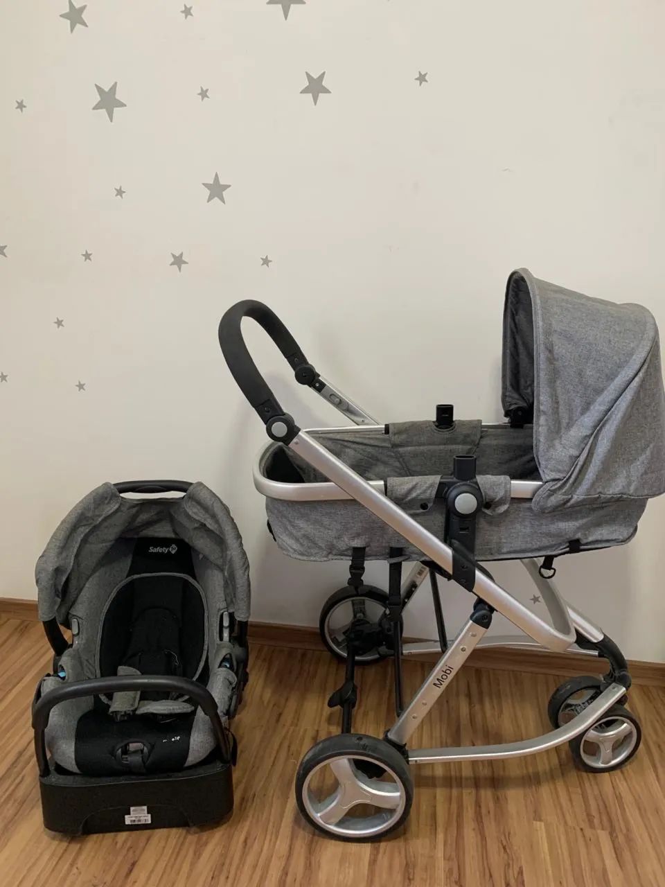 Carinho de bebê e bebê conforto  - Foto 2