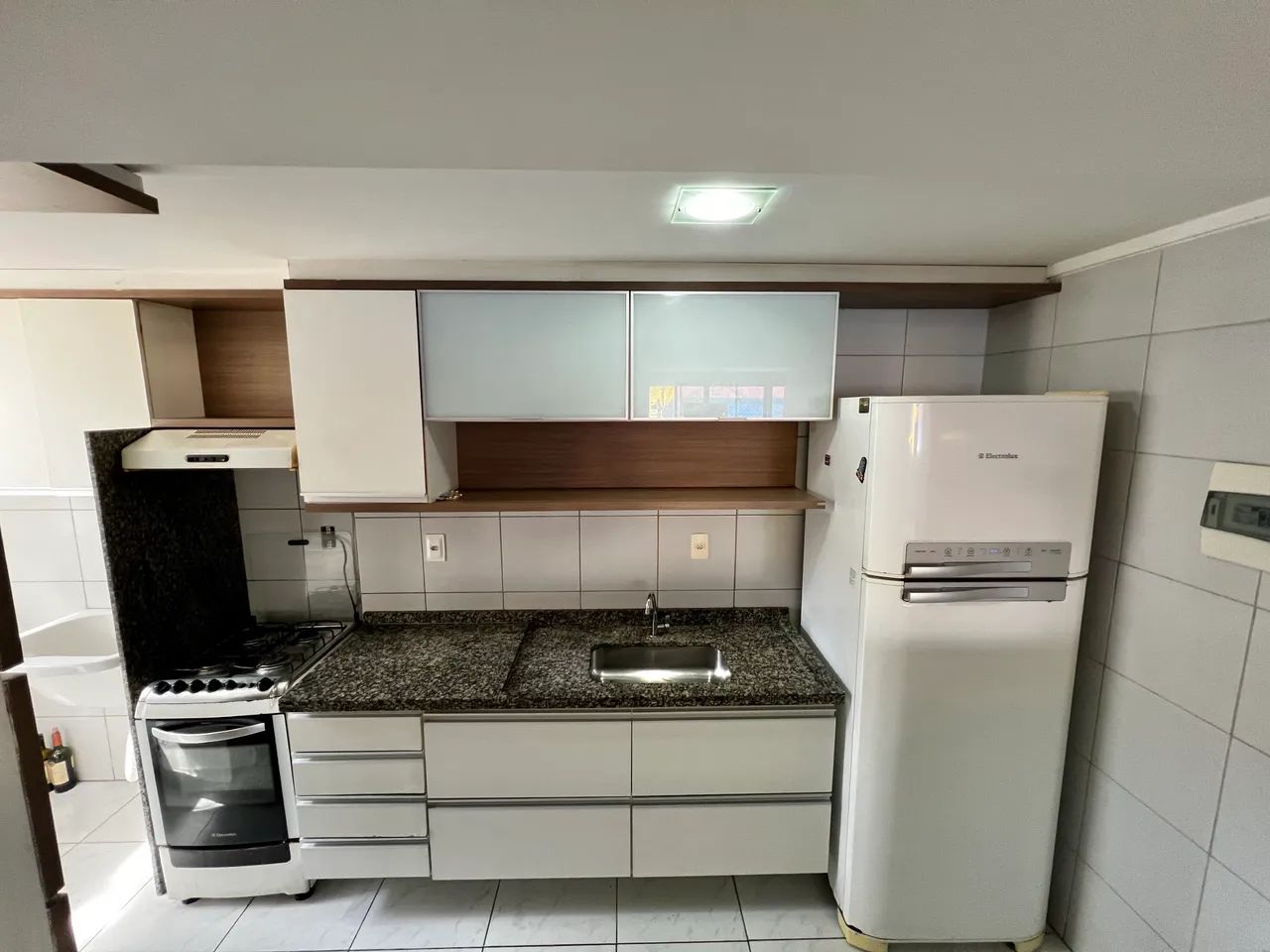 Apartamento 3 quartos SEMI MOBILIADO em manaira  - Foto 2