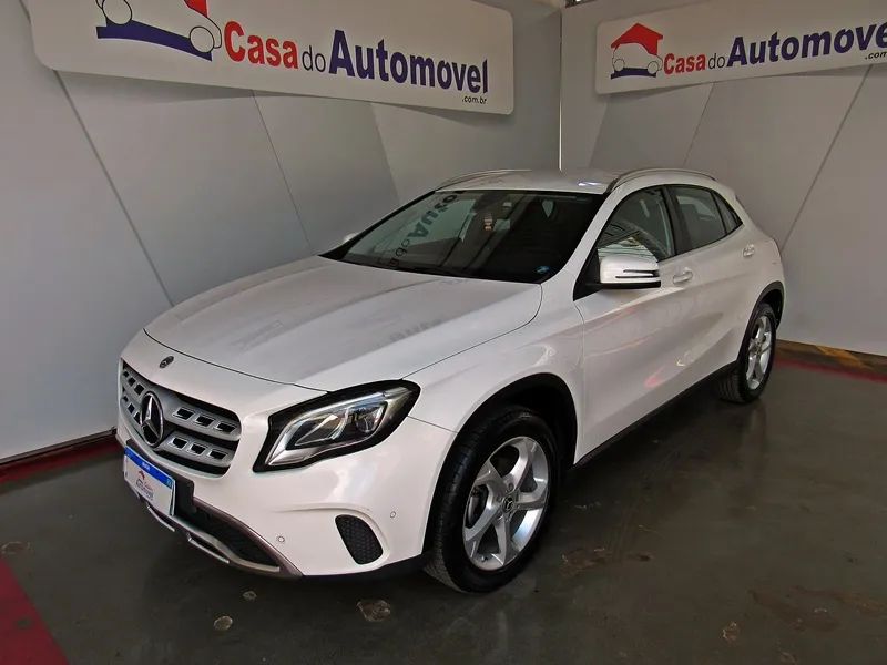 Mercedes-Benz GLA-200 GLA 200 Night 1.6. TB 16V Flex Aut. 2019
