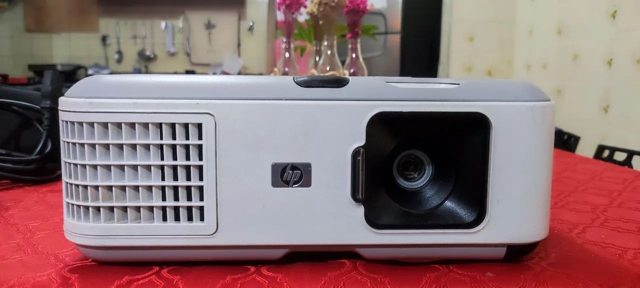 Projetor HP vp6311 com Bolsa e Cabos (Para Conserto / Peças) - Foto 5
