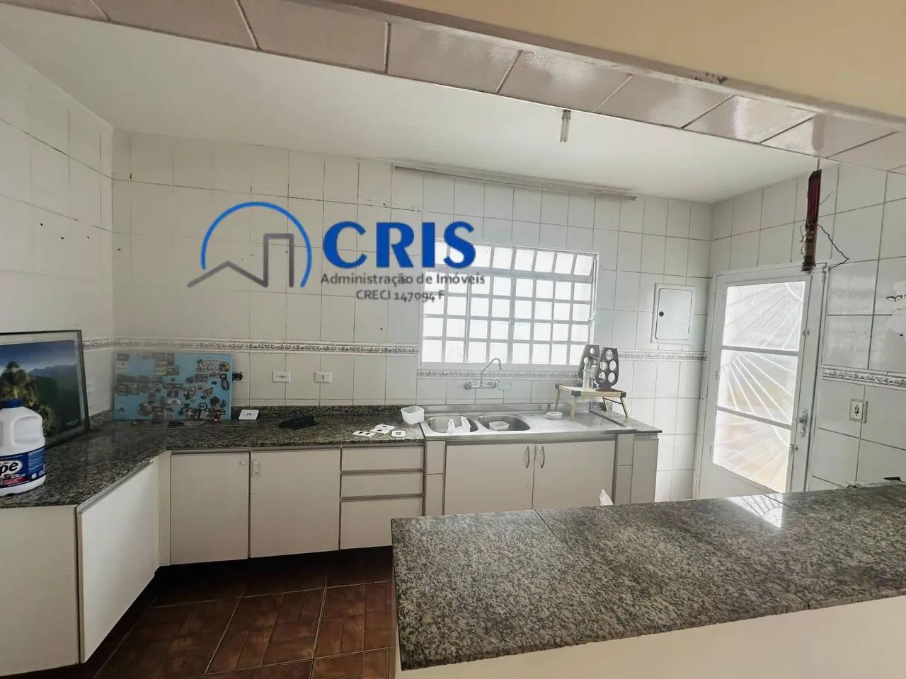 Casa com cinco dormitórios sendo uma suíte , próximo Vila Sta Catarina! - Foto 5