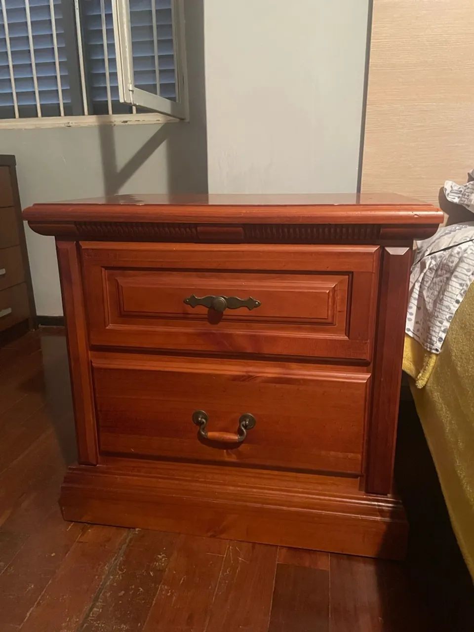 Mesa de cabeceira 