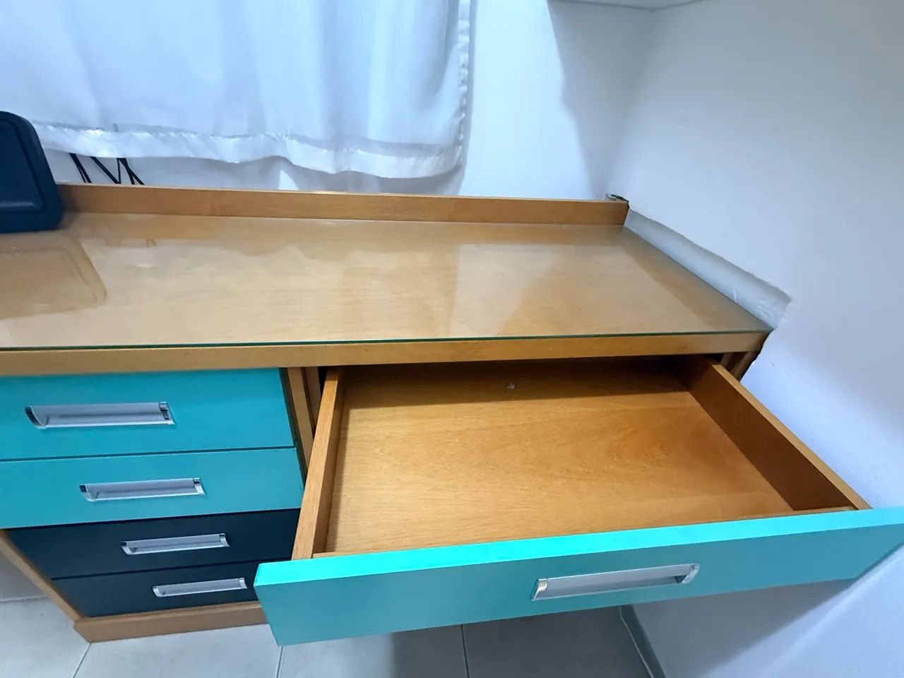 Escrivaninha de madeira  - Foto 3