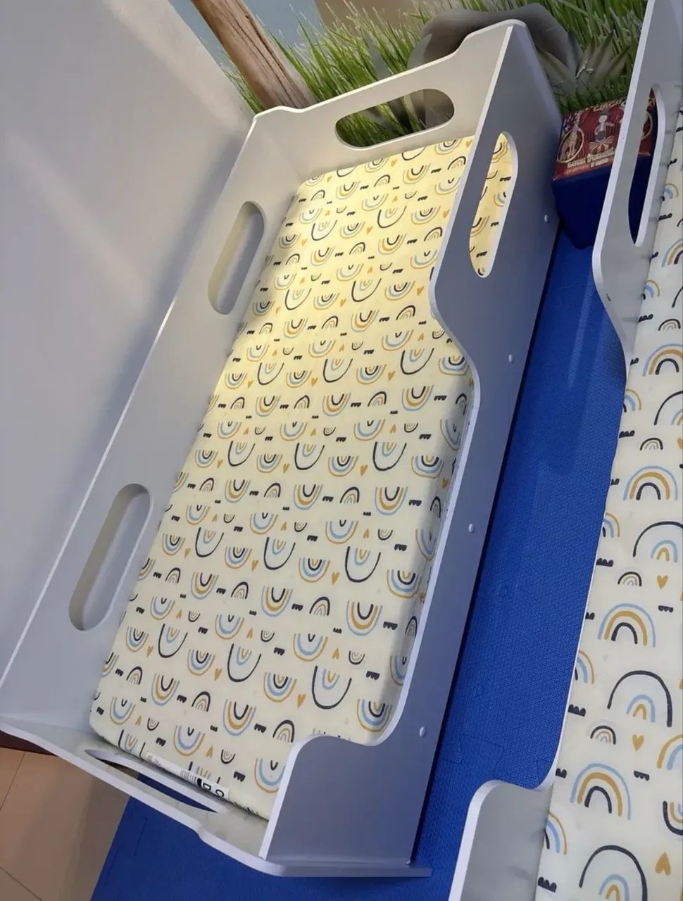 VENDE-SE MINI CAMA NOVA!! COM COLCHÃO 
