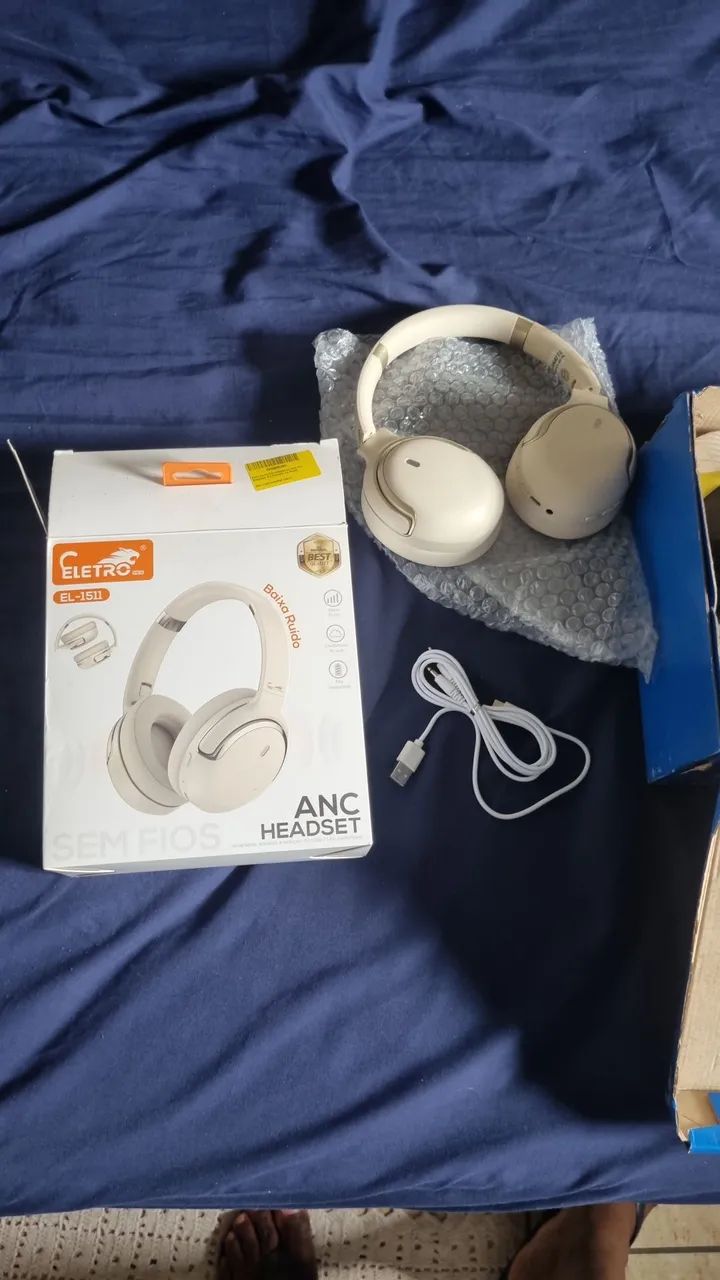 New headphones..403953646578575361