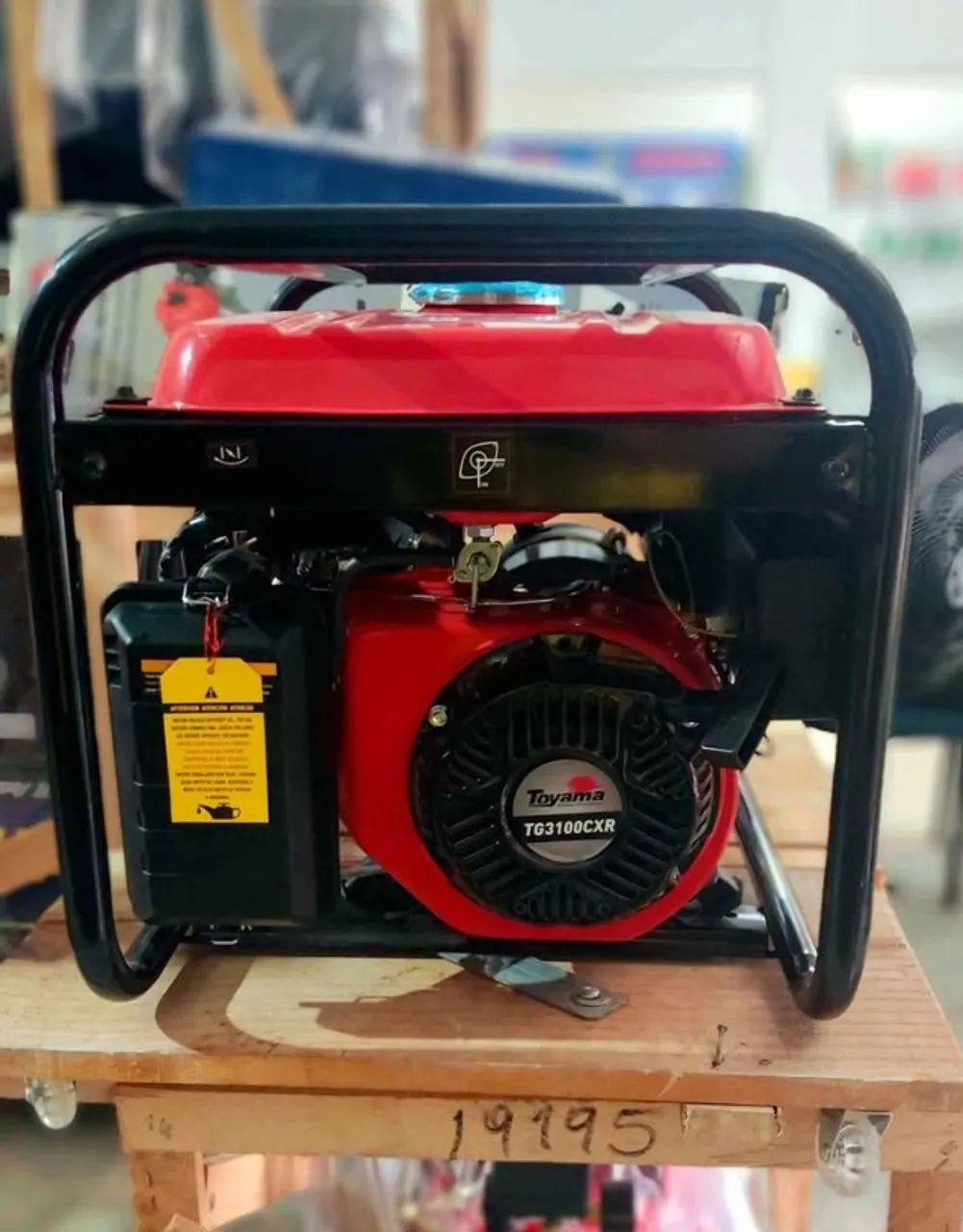 Gerador de Energia 3.1Kva a gasolina motor 4 tempos Toyama (Loja) - Foto 2