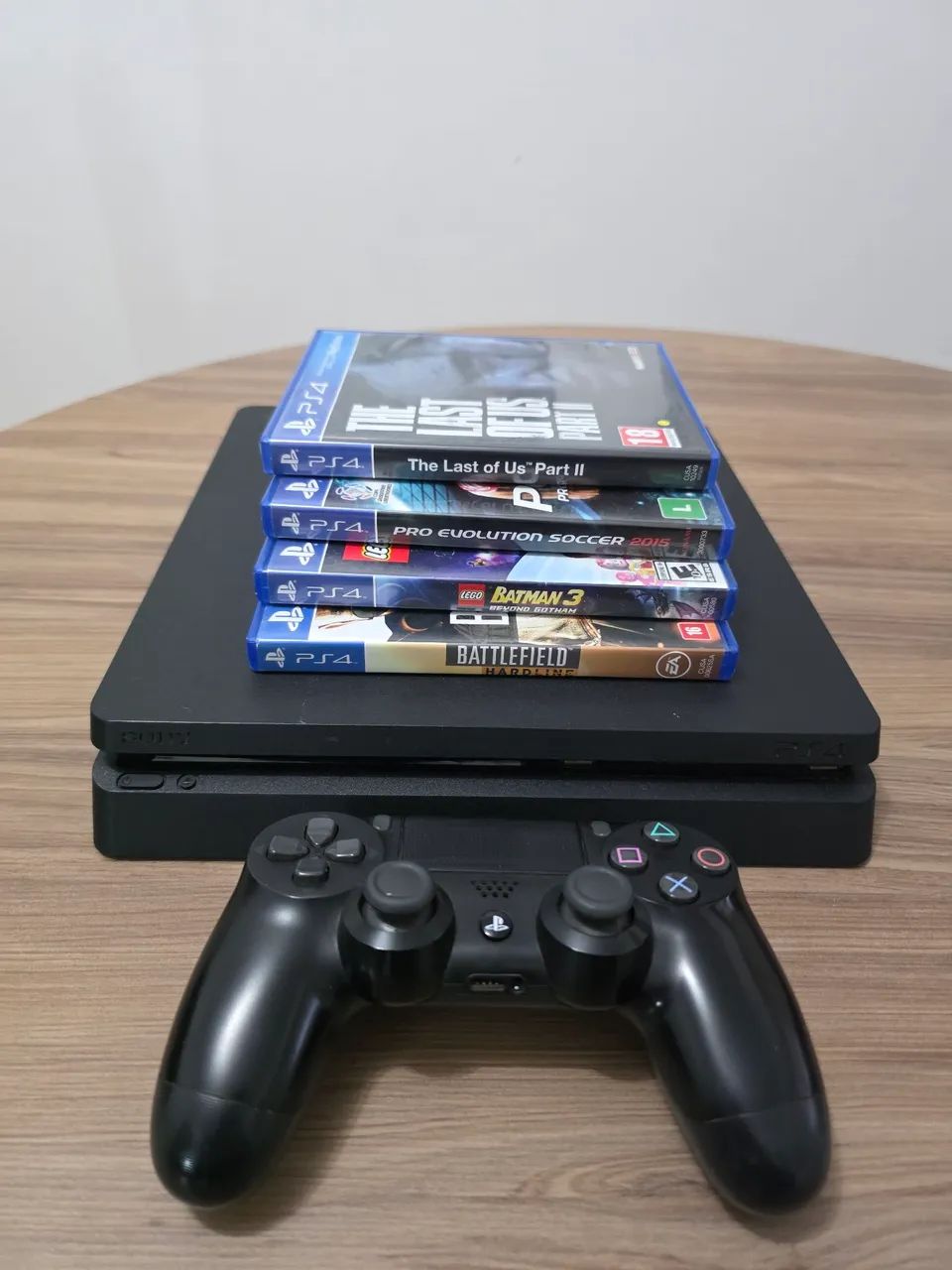 Playstation 4 Slim com jogos
