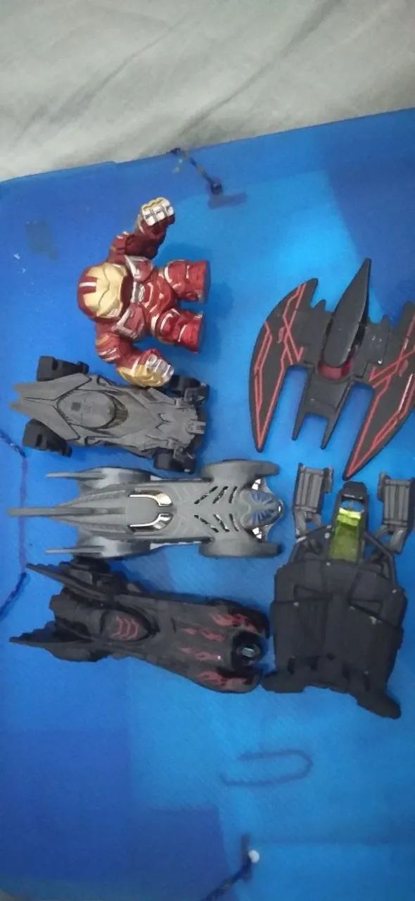 Brinquedos, carrinhos e bonecos - Foto 2