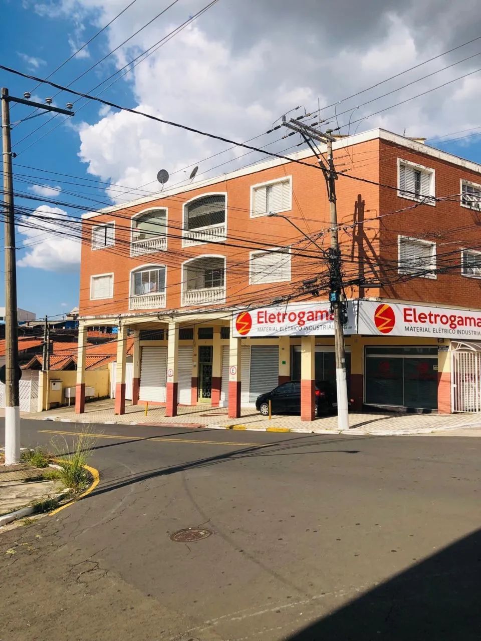Grande e Ótimo apartamento, bem localizado - Foto 5