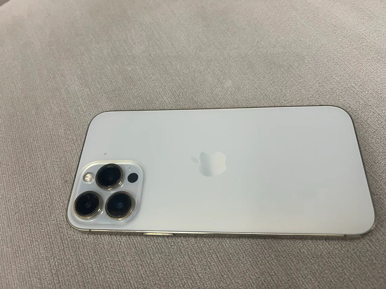 Desapegando de iPhone 13 Pro Max 256 gigas - Foto 3