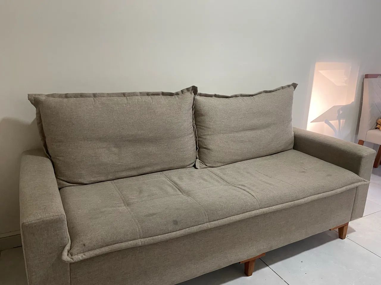 Sofá 2 lugares - Pouquíssimo uso - Foto 3