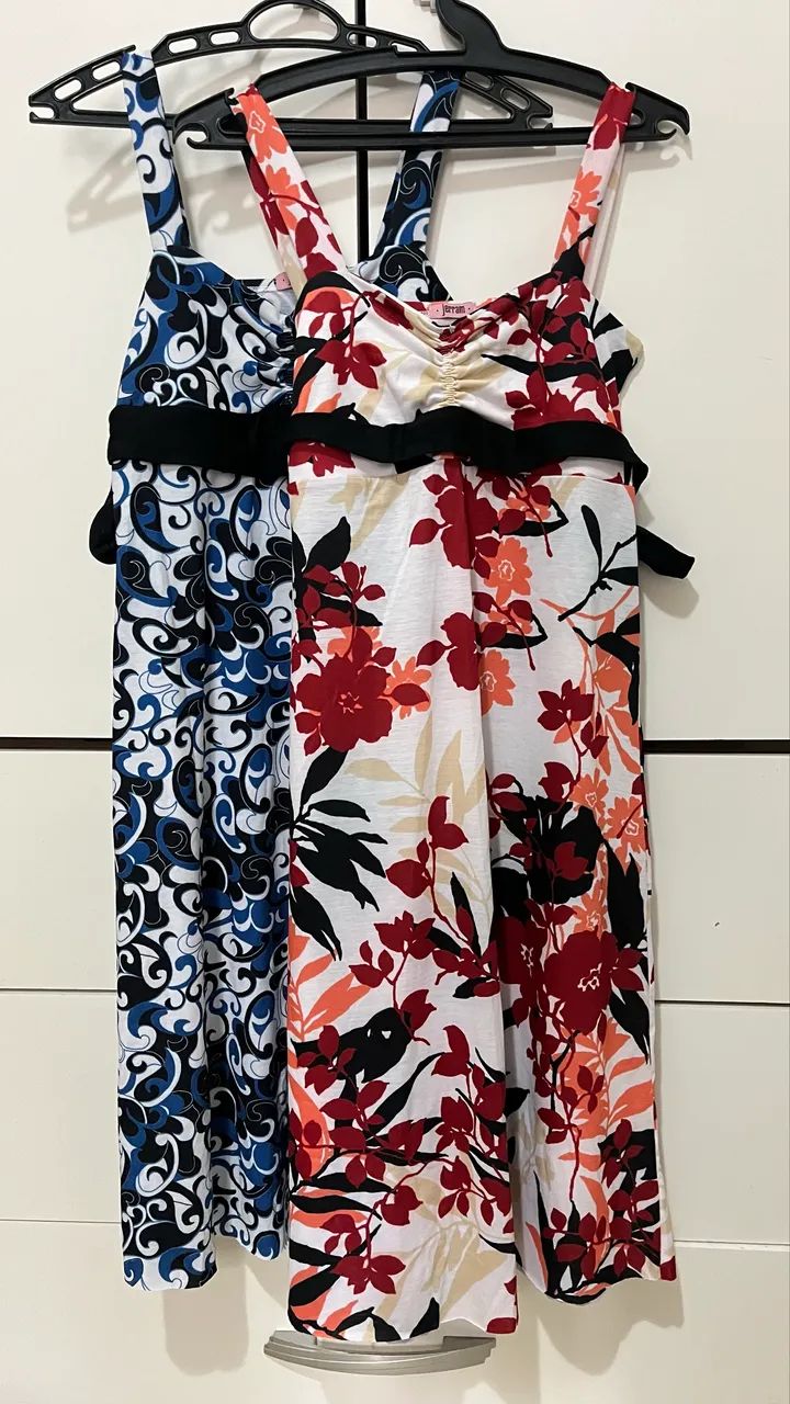 4 Vestidos estampados - TAM M  - Foto 4