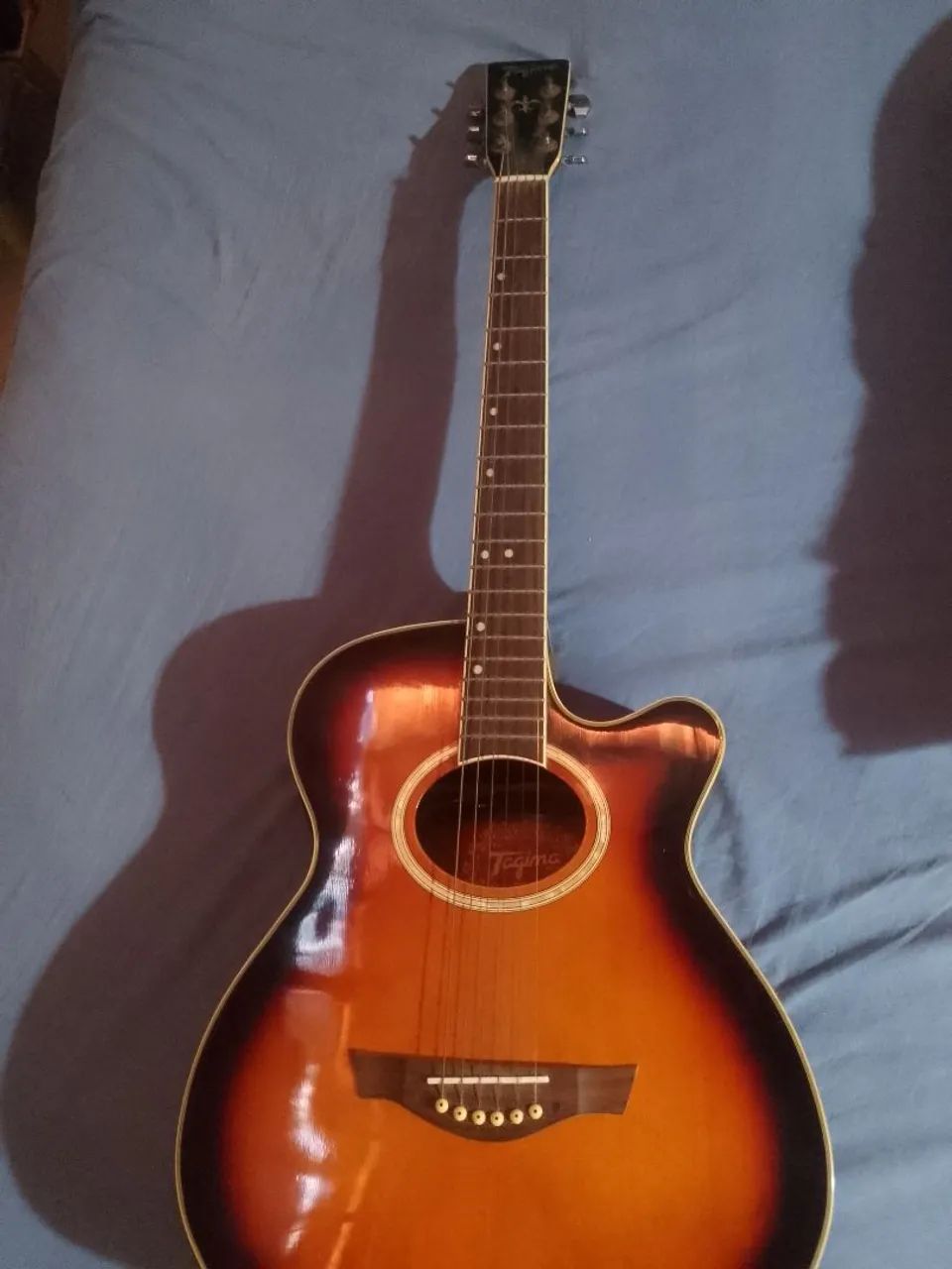 Violão tagima 