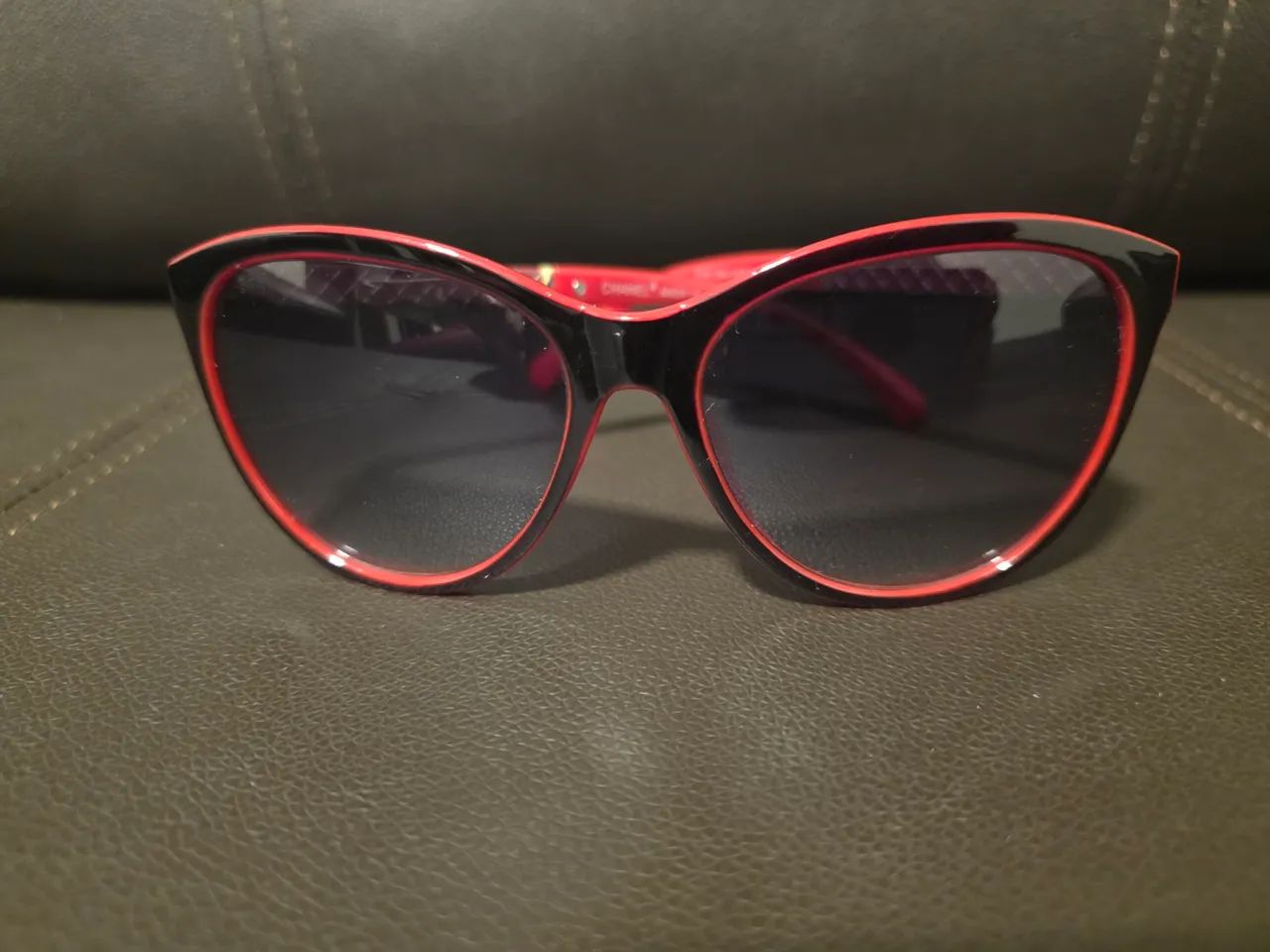 ÓCULOS ESCUROS VERMELHO  - Foto 3