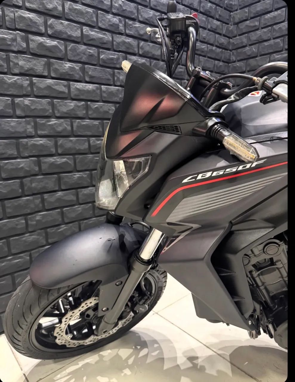 CB 650F - Foto 5